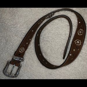 Ariat belt